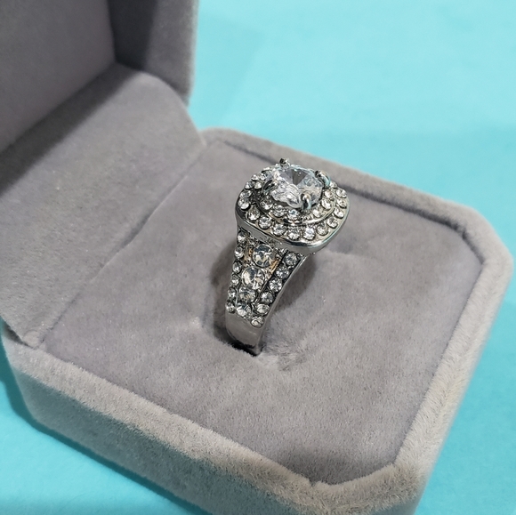 Shine 925 Silver White Topaz Fashion Ring - Picture 10 of 11